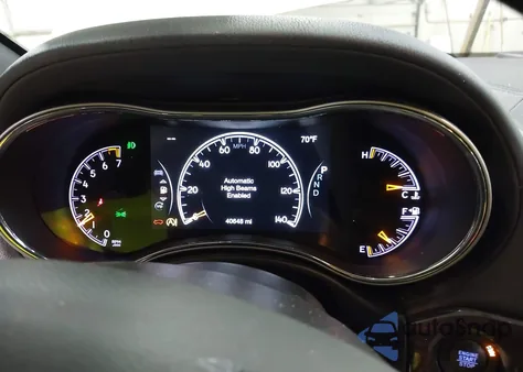 2021 Jeep Grand Cherokee Overland 4X4 from USA, damaged, VIN 1C4RJFCG1MC536864